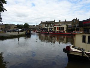 Skipton centre canal